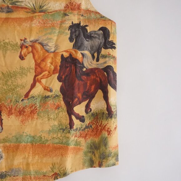 Horse Print Western Desert Scene Button Vest Tan Galloping Horses Boho S - Picture 4 of 8